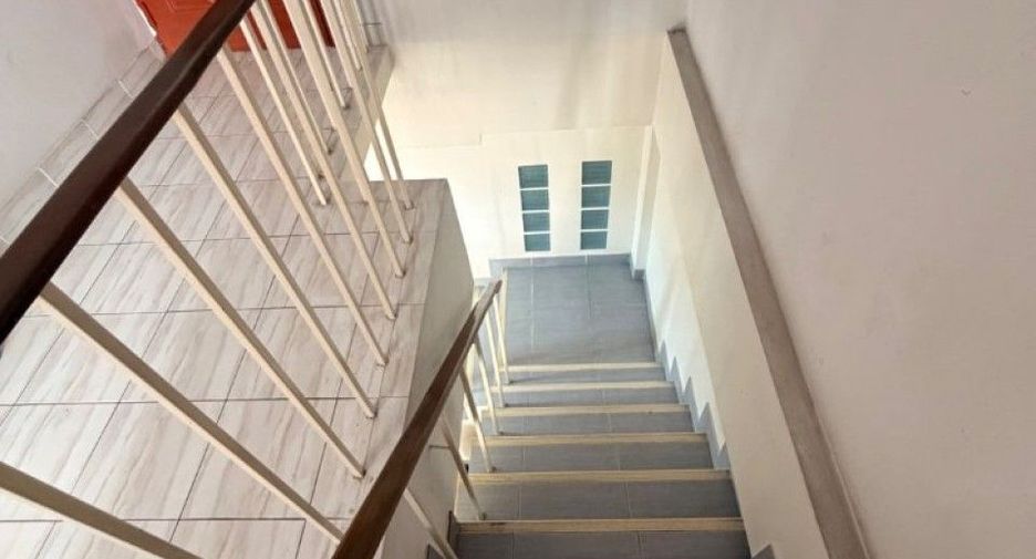 For sale 2 bedrooms townhouse in Mueang Chachoengsao, Chachoengsao