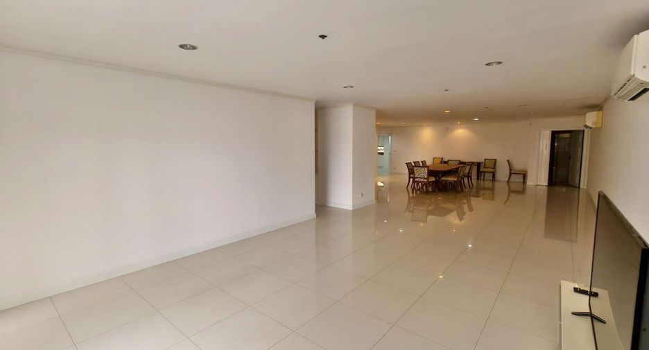 For rent 4 ベッドルーム condo in Watthana, Bangkok