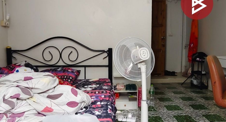 For sale 8 bedrooms retail Space in Mueang Nakhon Si Thammarat, Nakhon Si Thammarat
