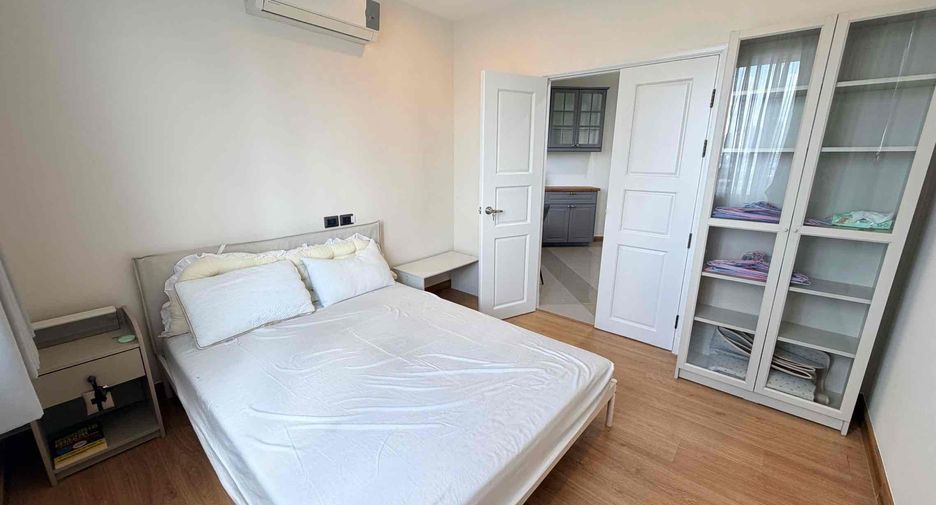 Condo en venta y en alquiler de 2 habitaciones en Huai Khwang, Bangkok