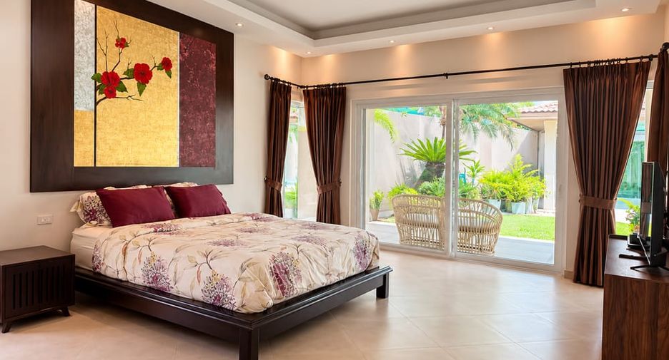 For rent 3 bedrooms villa in Bang Lamung, Chonburi