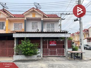 For sale 3 bedrooms townhouse in Bang Len, Nakhon Pathom
