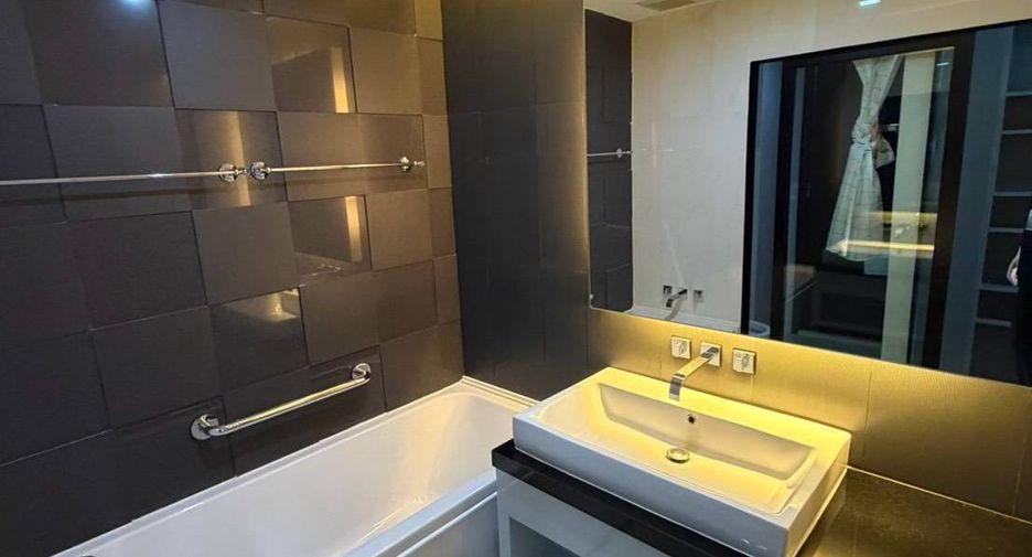 For rent 1 bed condo in Huai Khwang, Bangkok
