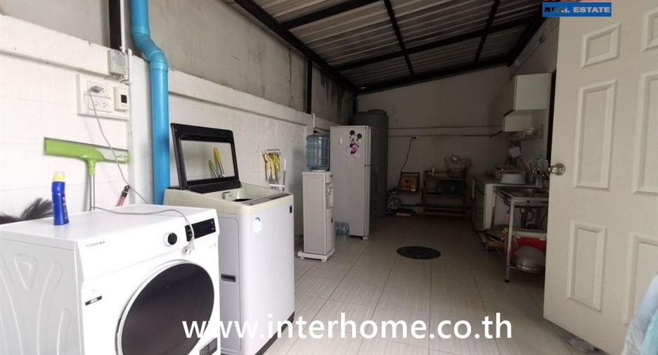 For sale retail Space in Chom Thong, Bangkok
