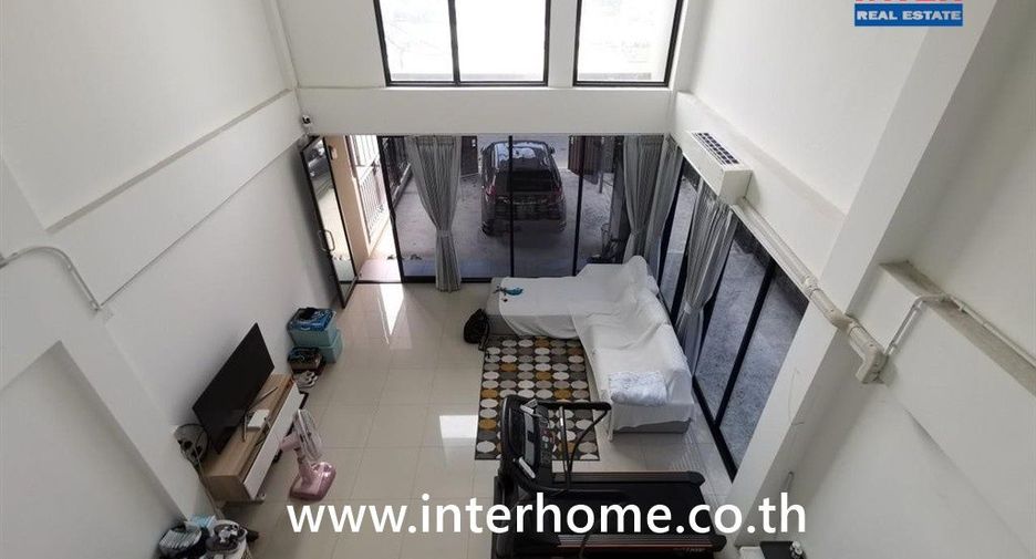 For sale retail Space in Chom Thong, Bangkok