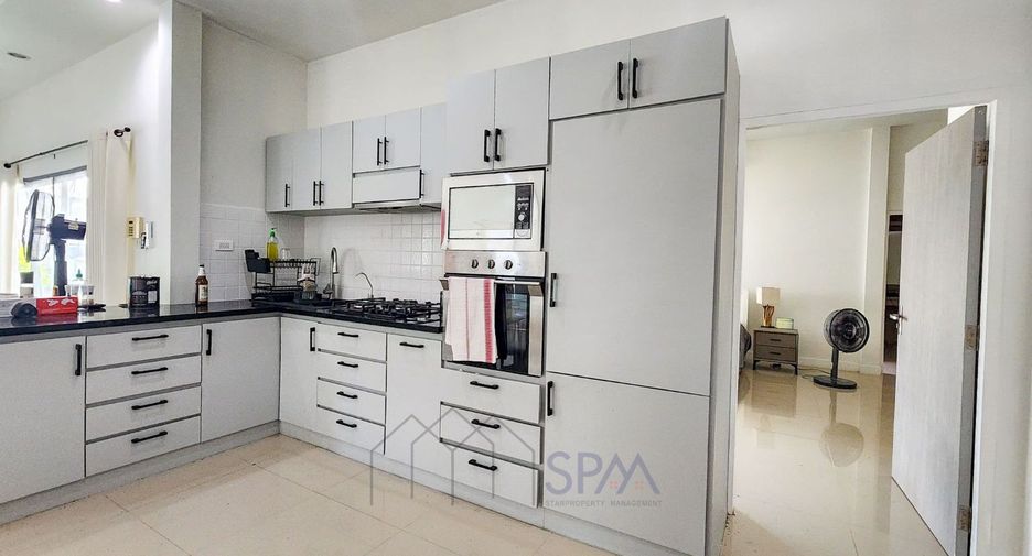À vendre 4 chambres villa à Hua Hin, Prachuap Khiri Khan