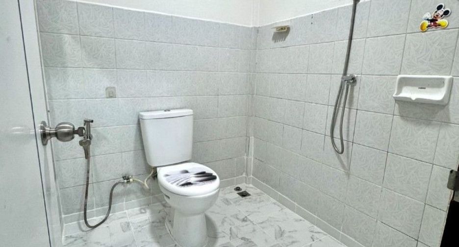 For sale 2 bedrooms townhouse in Don Mueang, Bangkok