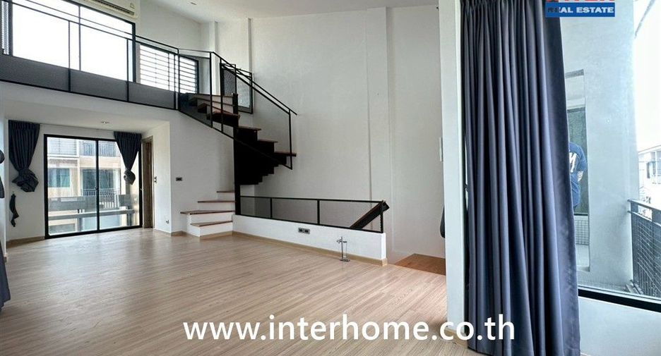 Local comercial en venta de 4 habitaciones en Pak Kret, Nonthaburi