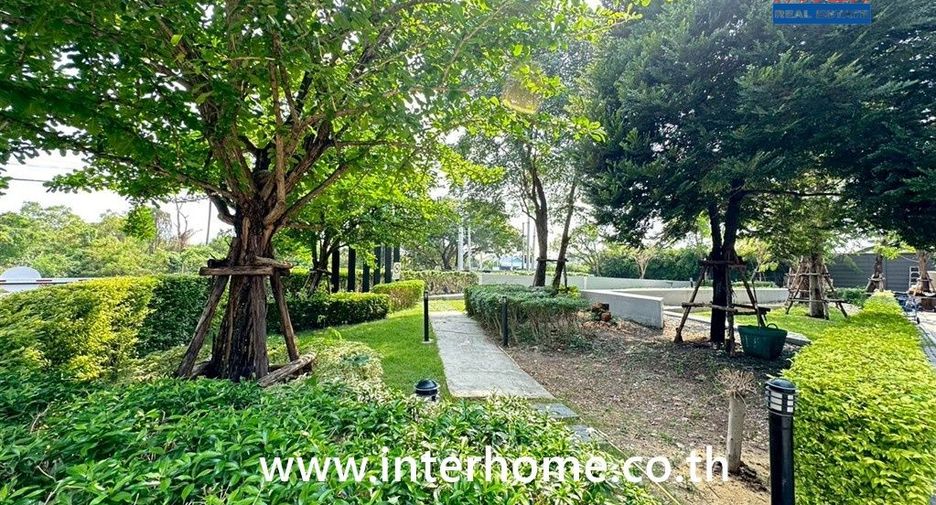 Local comercial en venta de 4 habitaciones en Pak Kret, Nonthaburi