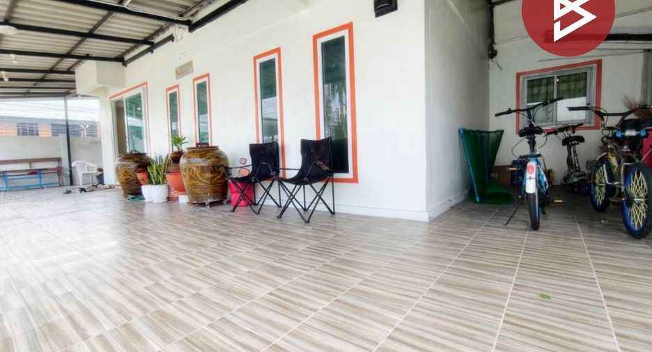 For sale 4 bedrooms house in Ban Bueng, Chonburi