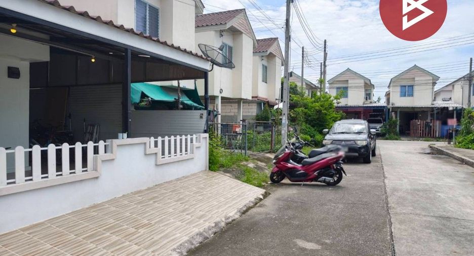 For sale 4 bedrooms house in Ban Bueng, Chonburi