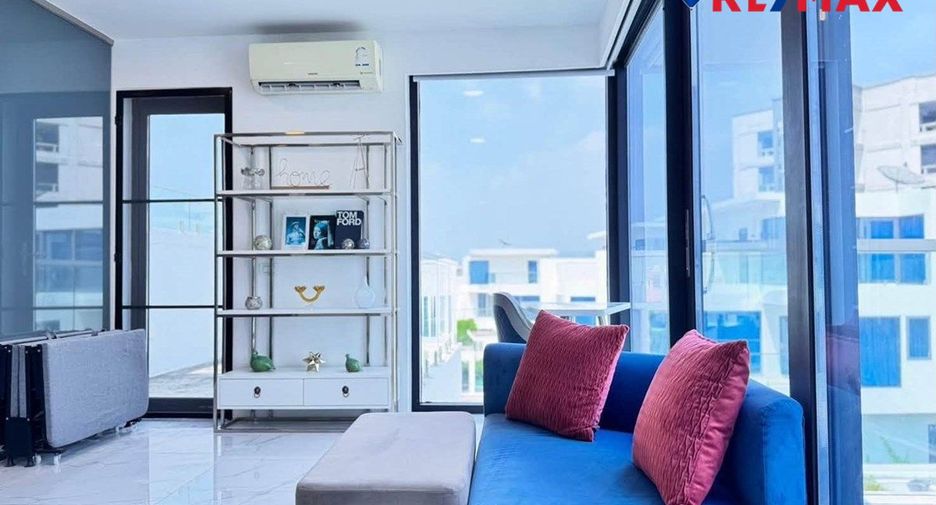 For sale 4 bedrooms house in Bang Lamung, Chonburi