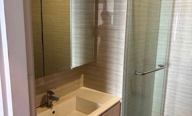 For rent and for sale 1 bed condo in Phaya Thai, Bangkok