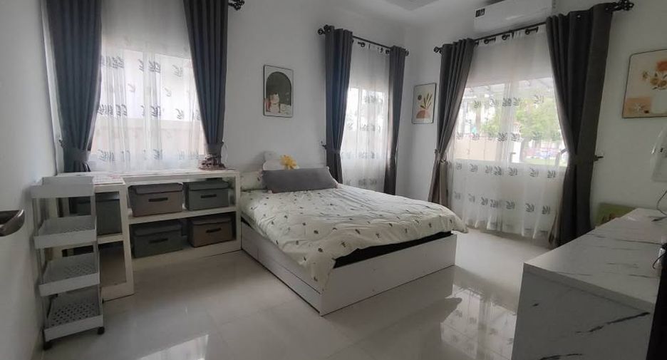 À louer 3 chambres maison à Huay Yai, Pattaya