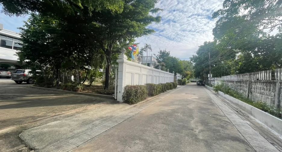 Grundstück zum Kauf in Mueang Samut Prakan, Samut Prakan