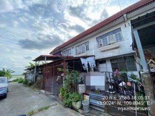 For sale 1 bed townhouse in Nong Chok, Bangkok