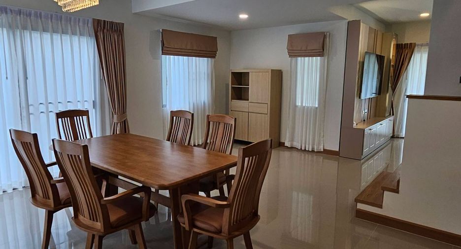 For rent 4 bedrooms house in Si Racha, Chonburi