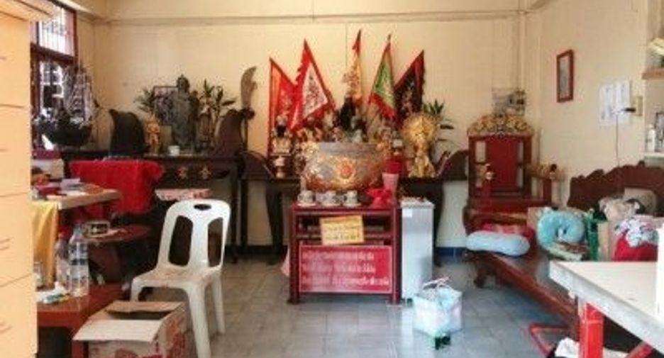 À vendre 1 chambre maison de ville à Mueang Samut Songkhram, Samut Songkhram