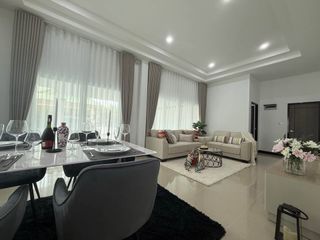 À louer et à vendre 3 chambres maison à Bang Lamung, Chonburi