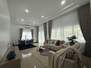 À louer et à vendre 3 chambres maison à Bang Lamung, Chonburi
