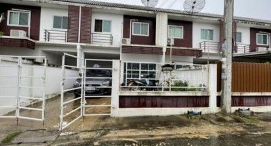For sale 3 bedrooms townhouse in Bang Pa-in, Phra Nakhon Si Ayutthaya