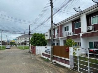 For sale 3 bedrooms townhouse in Bang Pa-in, Phra Nakhon Si Ayutthaya