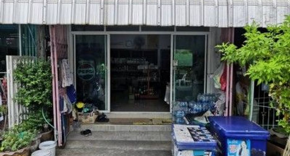 出售 1 卧室 联排别墅 在 Bang Khen, 曼谷