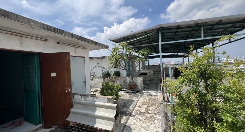 Gewerbefläche zum Kauf in Bang Sue, Bangkok