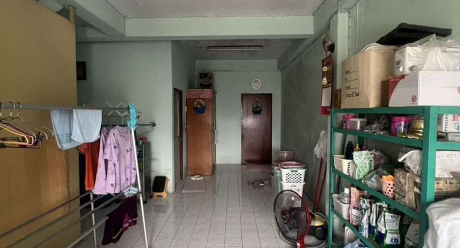Gewerbefläche zum Kauf in Bang Sue, Bangkok