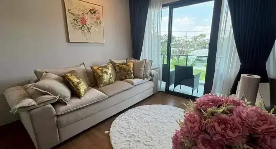 Casa en alquiler y en venta de 4 habitaciones en Bang Phli, Samut Prakan