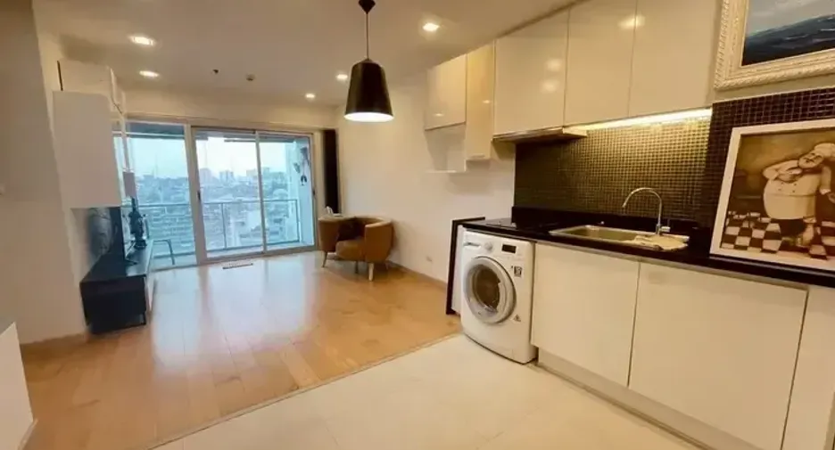 For sale 2 bedrooms condo in Bang Rak, Bangkok