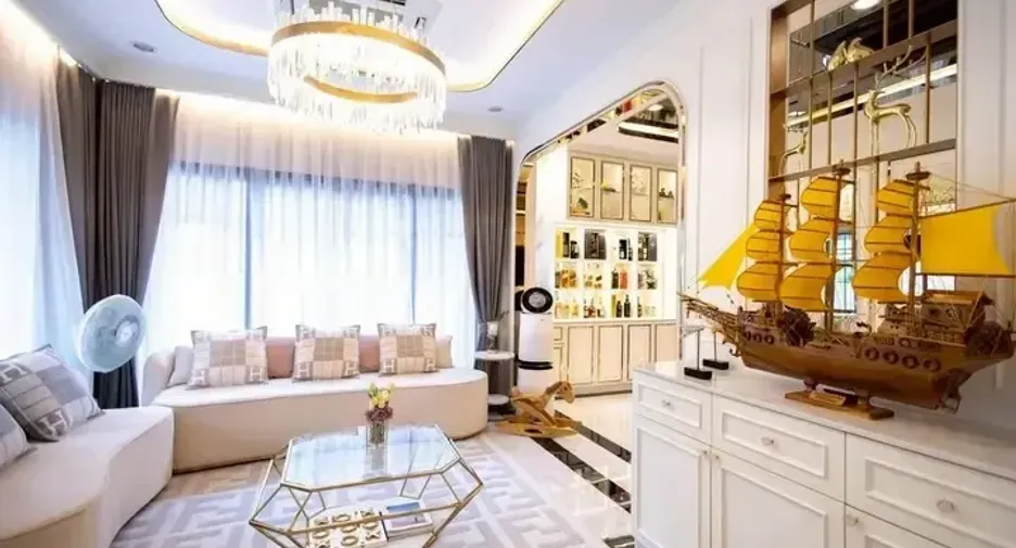 Casa en venta de 4 habitaciones en Pak Kret, Nonthaburi