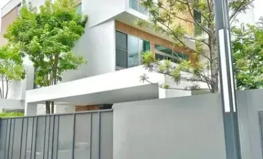 出租 3 卧室 独立屋 在 Saphan Sung, 曼谷