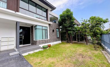 For rent and for sale 4 bedrooms house in Bang Phli, Samut Prakan