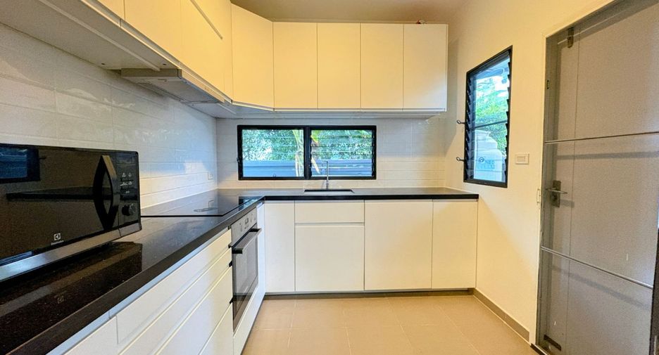 For rent そして for sale 4 ベッドルーム house in Bang Phli, Samut Prakan