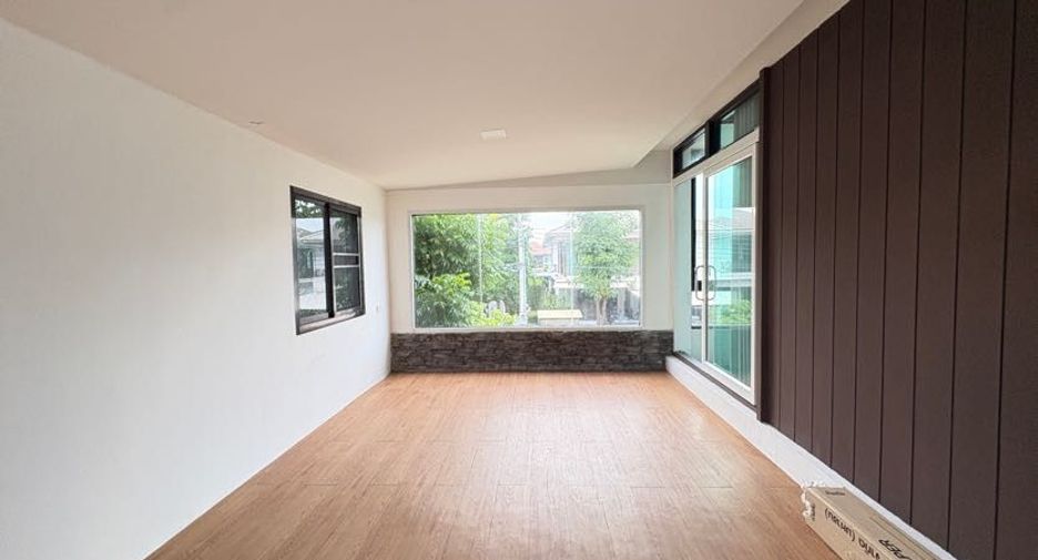 For rent そして for sale 4 ベッドルーム house in Bang Phli, Samut Prakan