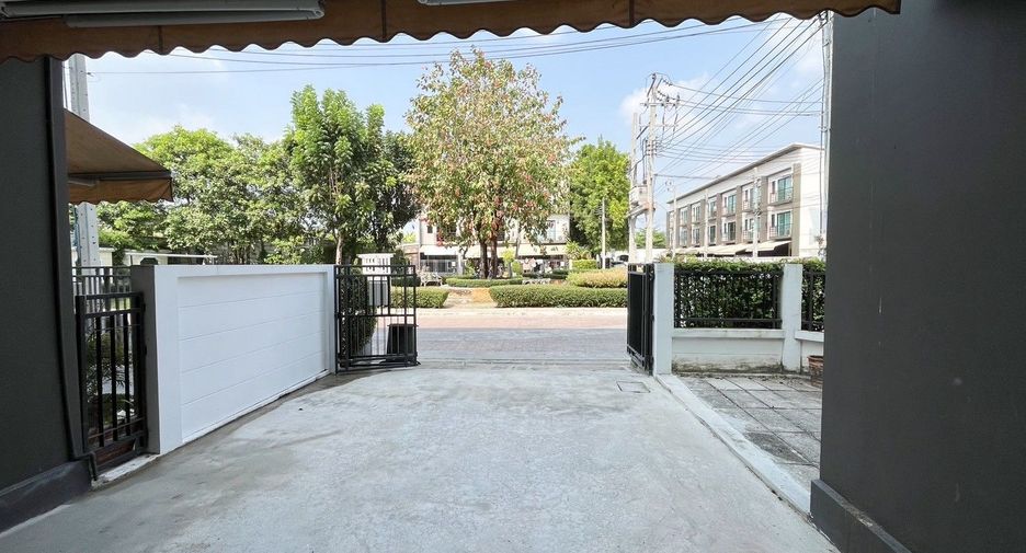 出售 3 卧室 联排别墅 在 Bueng Kum, 曼谷