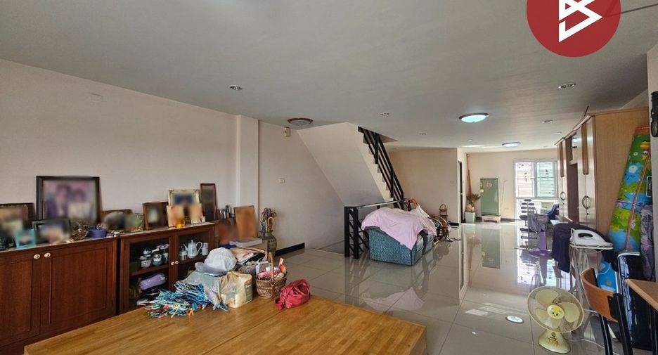 Gewerbefläche zum Kauf mit 3 Zimmer in Bang Phli, Samut Prakan