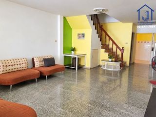 Casa adosada en venta de 2 habitaciones en Khlong Sam Wa, Bangkok