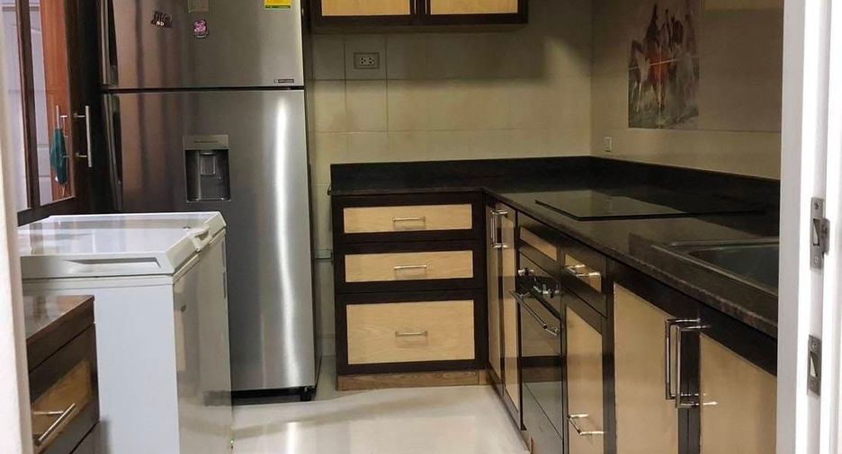 出租 3 卧室 独立屋 在 Suan Luang, 曼谷