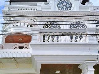 À vendre 5 chambres maison à Watthana, Bangkok