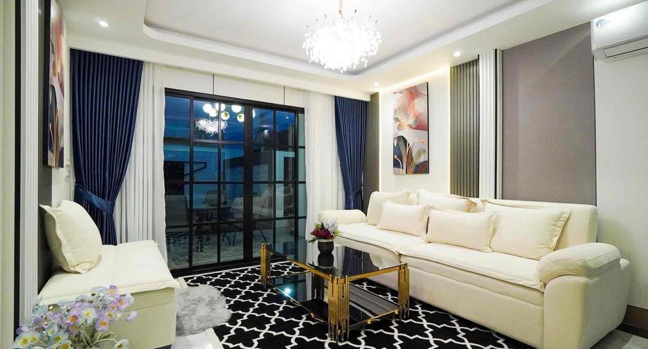 À vendre 4 chambres maison à Bang Lamung, Chonburi