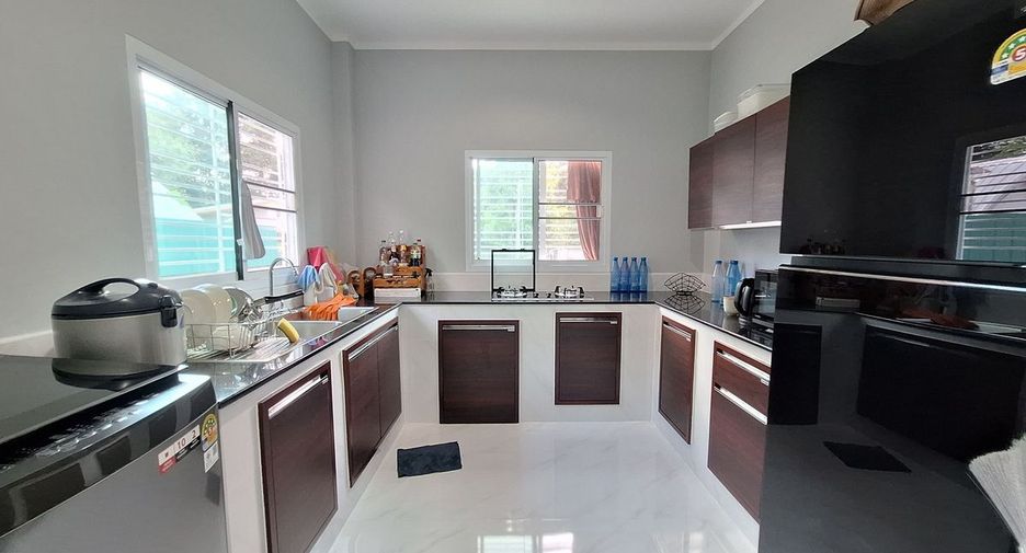For sale 28 bedrooms retail Space in Mueang Udon Thani, Udon Thani