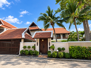À vendre 5 chambres villa à Bang Lamung, Chonburi