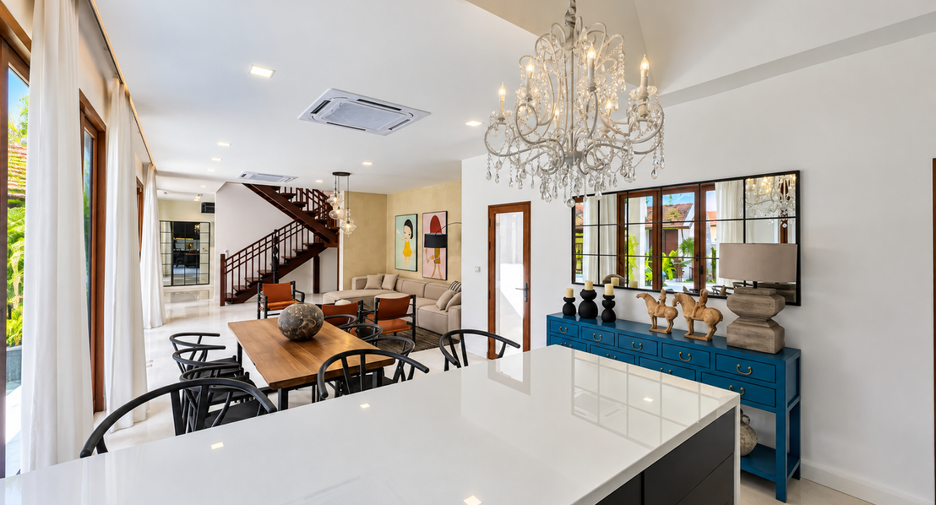 À vendre 5 chambres villa à Bang Lamung, Chonburi