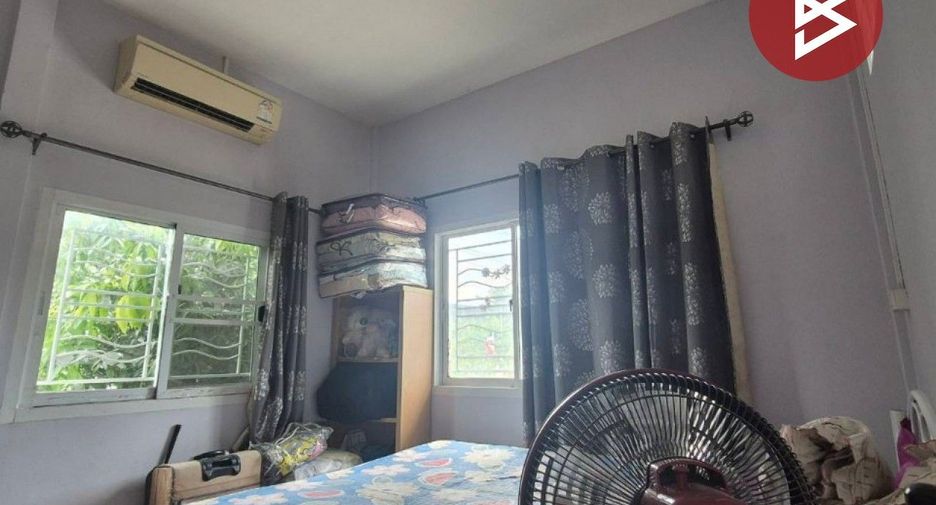 For sale 3 bedrooms house in Mueang Kamphaeng Phet, Kamphaeng Phet