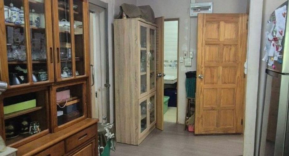 For sale 3 bedrooms house in Mueang Kamphaeng Phet, Kamphaeng Phet