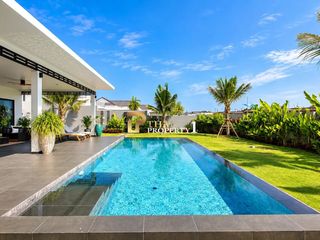 For sale 3 bedrooms villa in Hua Hin, Prachuap Khiri Khan