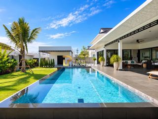 For sale 3 bedrooms villa in Hua Hin, Prachuap Khiri Khan
