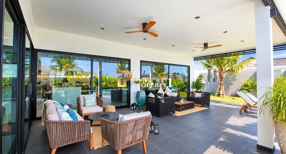 For sale 3 bedrooms villa in Hua Hin, Prachuap Khiri Khan